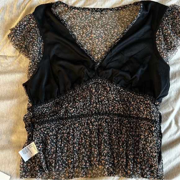 NWT American Eagle Outfitters Black V-Neck Floral Sheer Crop Babydoll Top - Picture 10 of 10